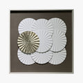 ANELIA Tableau peinture à l'huile relief rond blanc et doré cadre aluminium - 50x50 cm