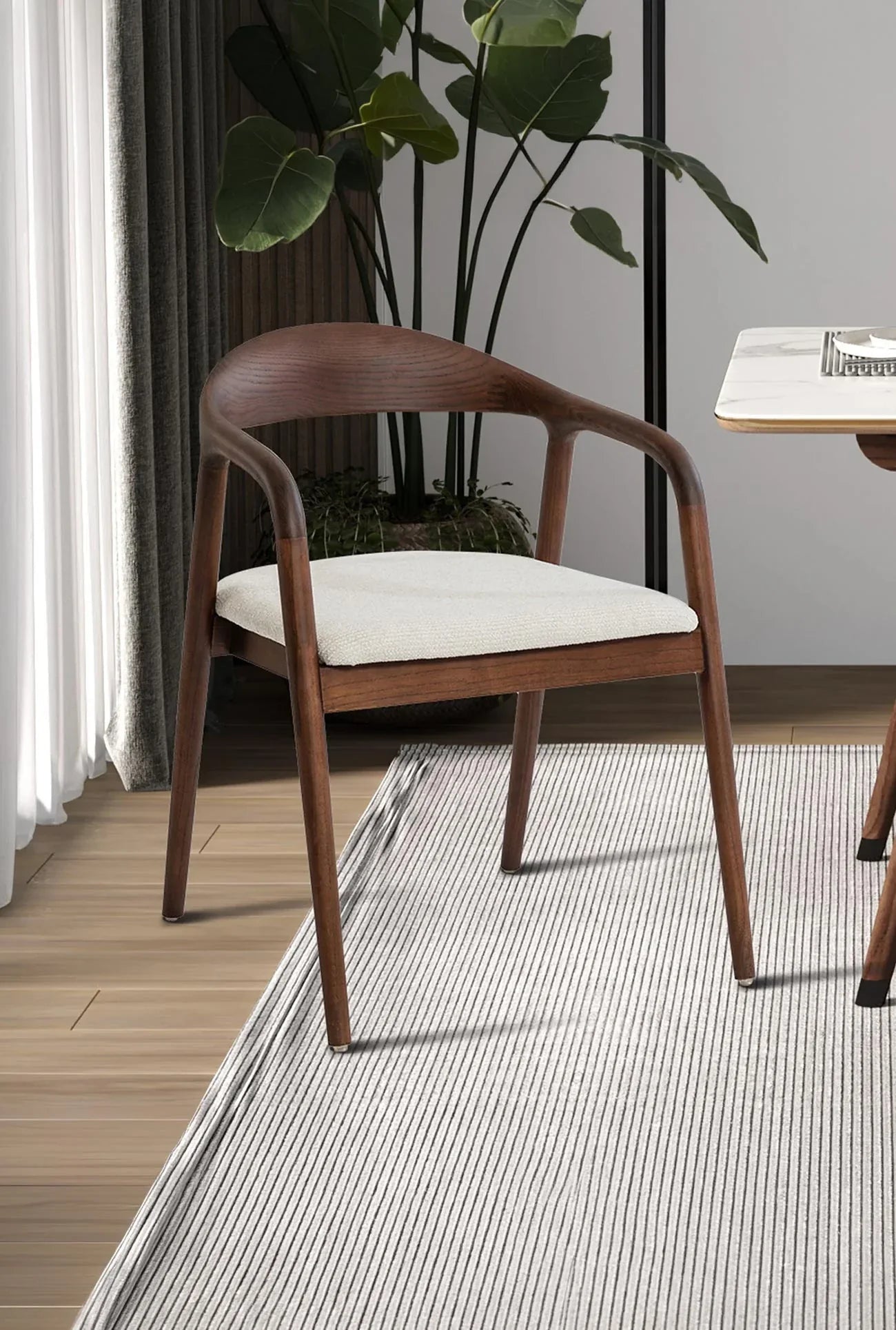 CLAIRE - Chaises de repas en tissu avec piètement en bois - Mobilier Deco