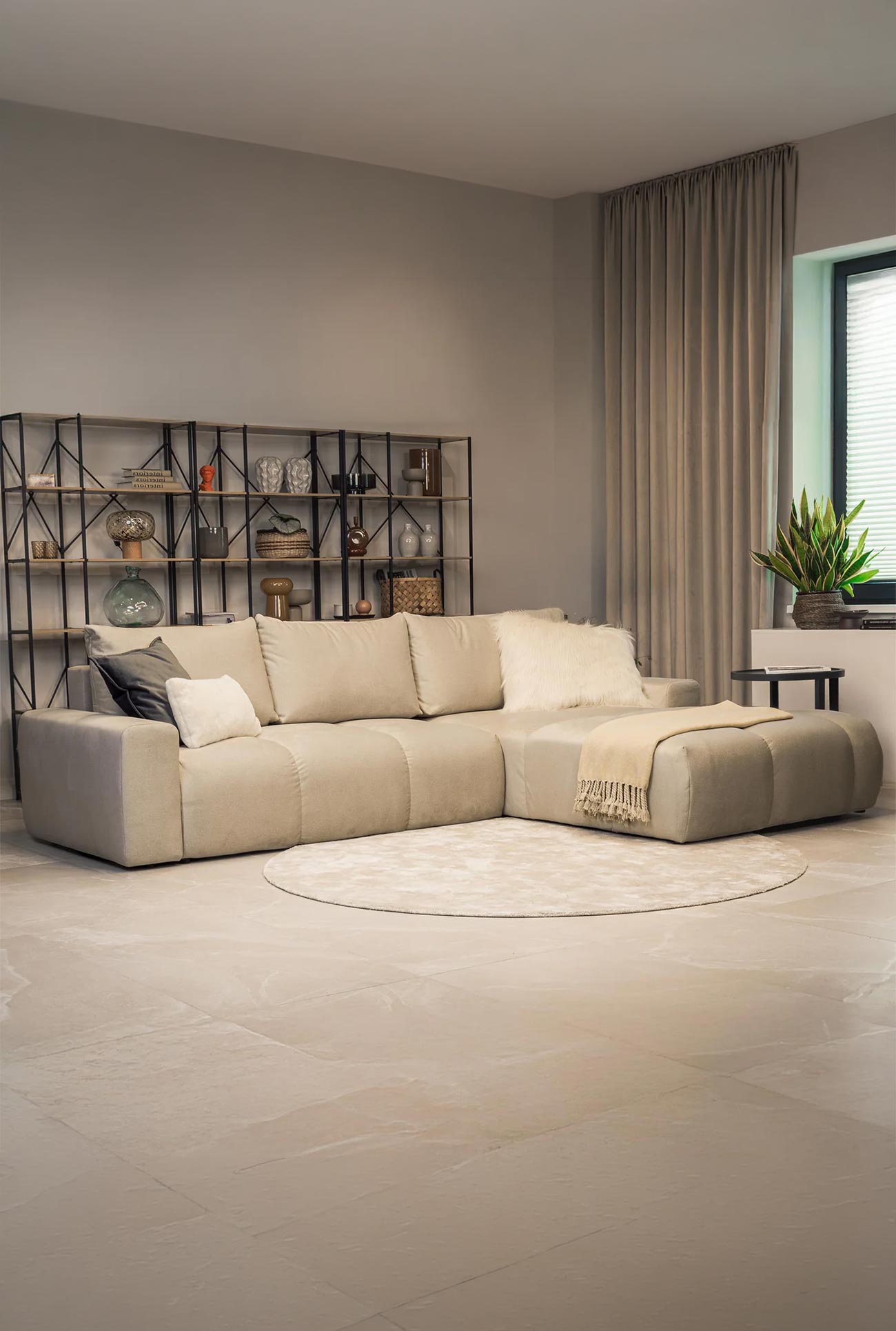 LYGIE -  Canapés d'angle convertible avec coffre en velours, angle droit & gauche - Mobilier Deco