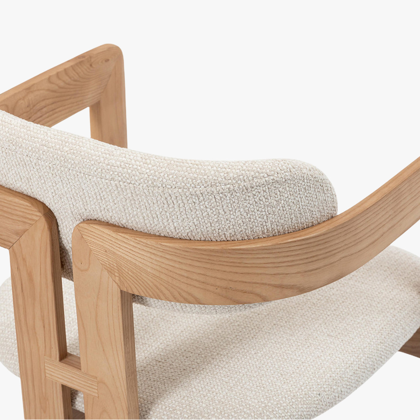 lot de 2 chaises de repas en tissu beige avec pieds en chêne massif couleur bois clair