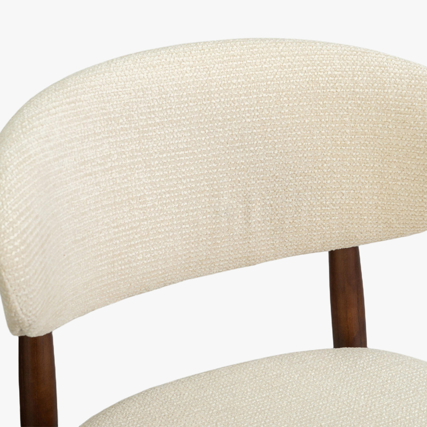 lot de 2 tabourets en tissu beige avec piètement en chêne massif couleur bois foncé