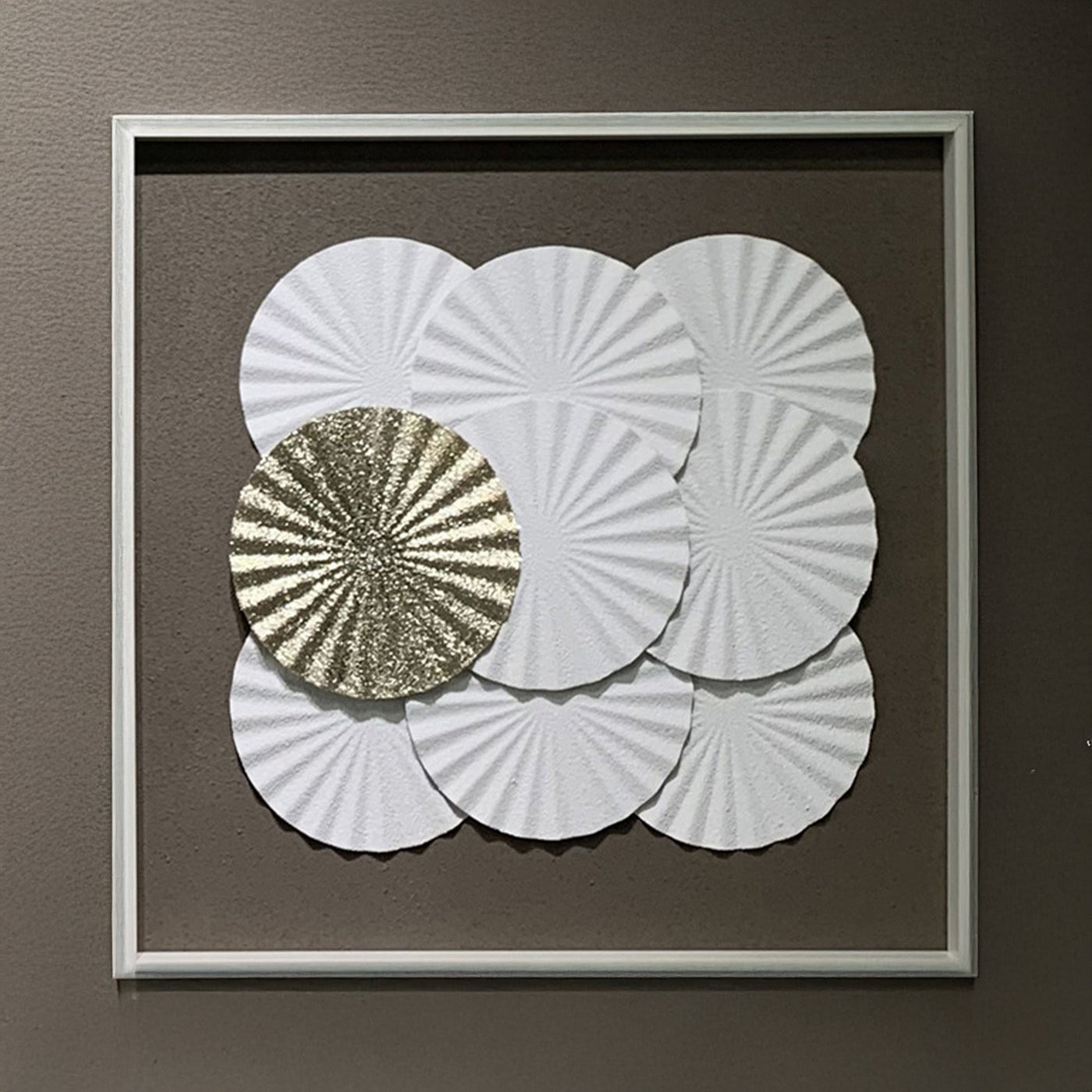 ANELIA Tableau peinture à l'huile relief rond blanc et doré cadre aluminium - 50x50 cm - Tableaux - Mobilier Deco