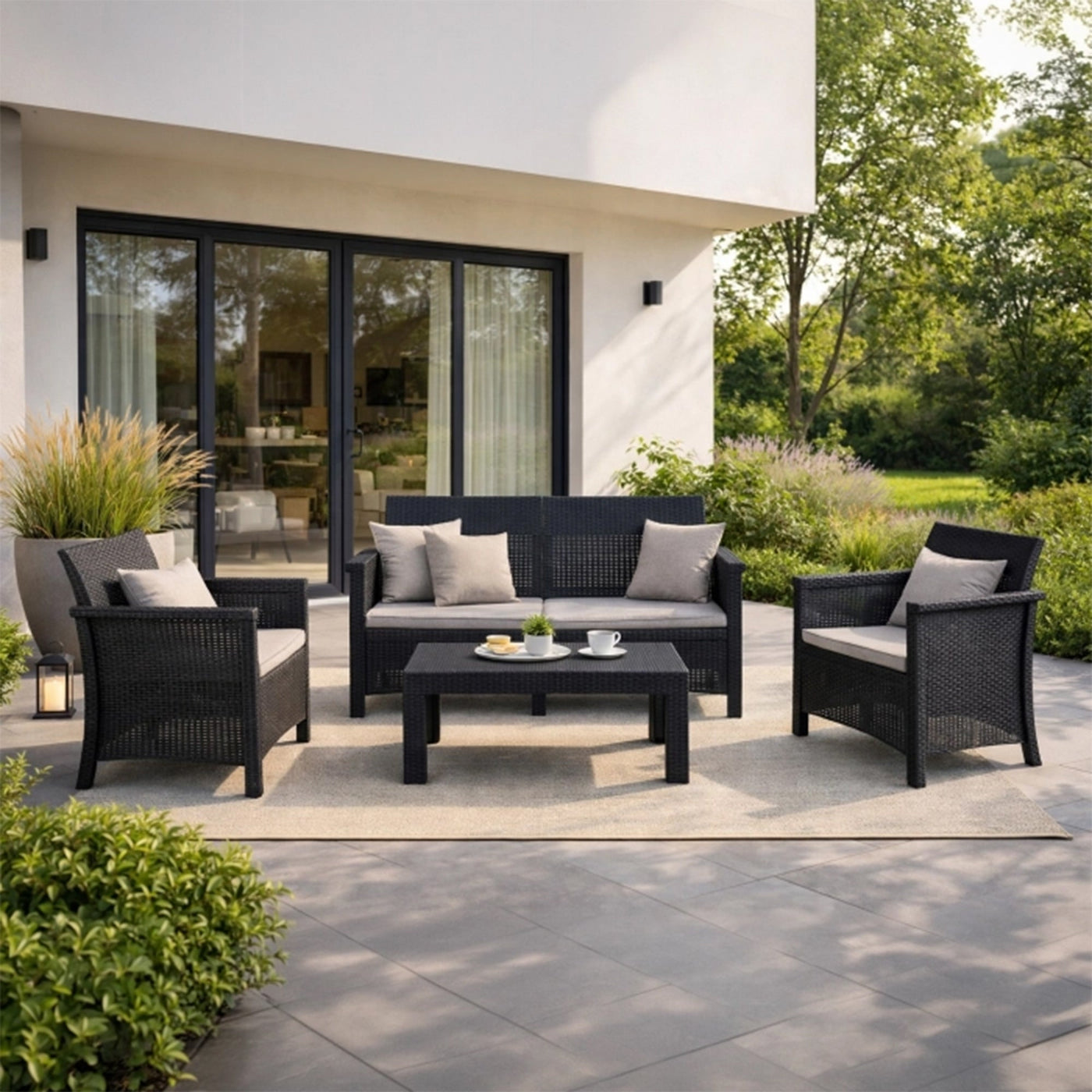 BRENTA Ensemble de mobilier de jardin 4 places avec table noir - Mobilier de jardin - Mobilier Deco