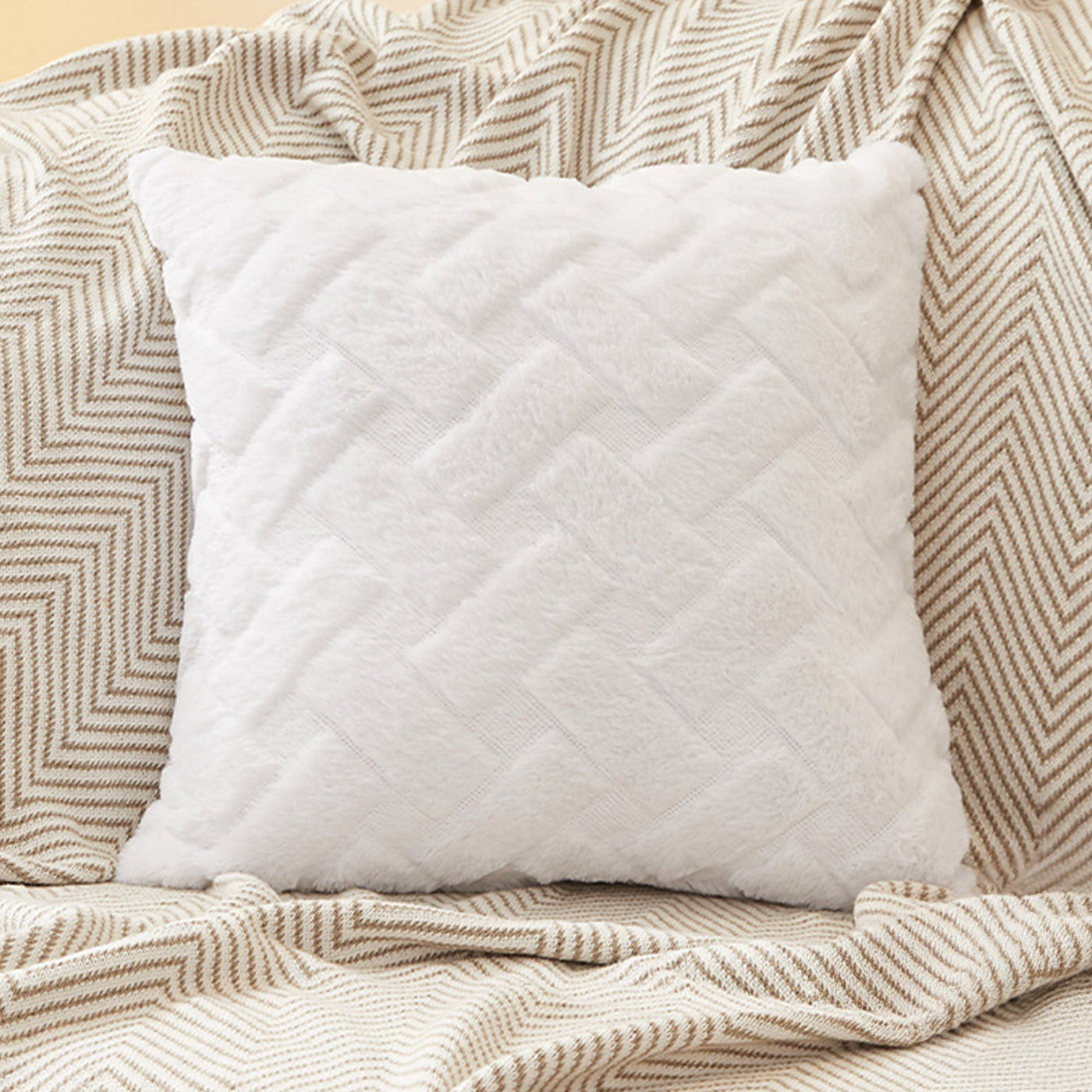 CAPRI Coussin carré en tissu à motifs blanc 43x43 cm - Coussins - Mobilier Deco