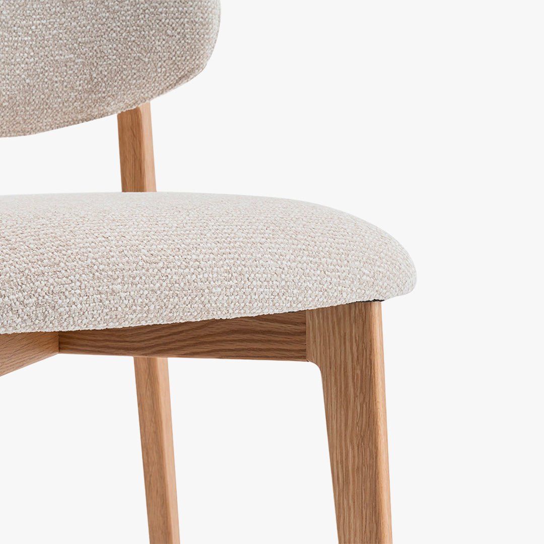 CARMEN Chaise en tissu beige et chêne massif - Chaise de repas - Mobilier Deco