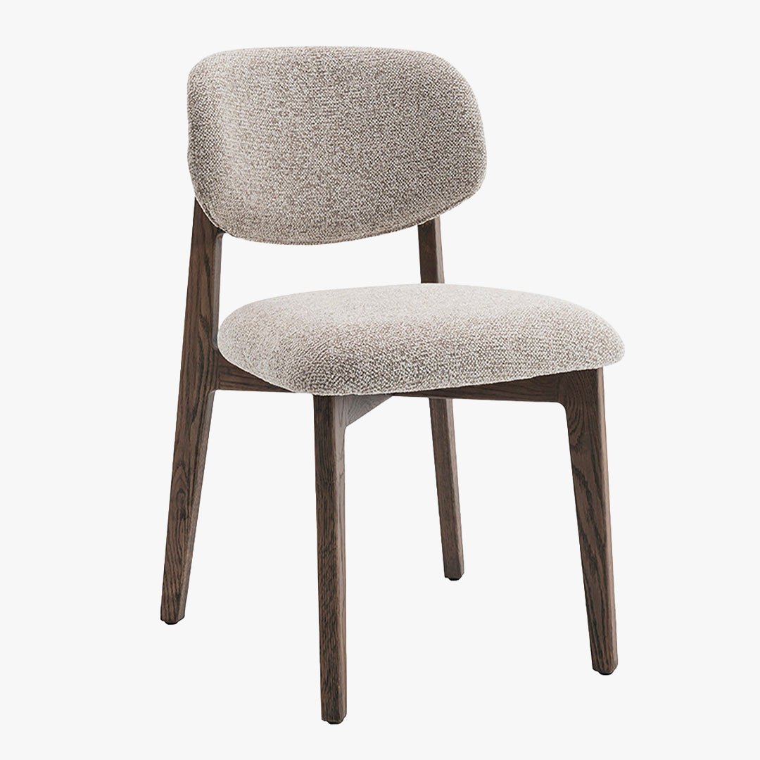 CARMEN Chaise en tissu beige et chêne massif foncé - Chaise de repas - Mobilier Deco
