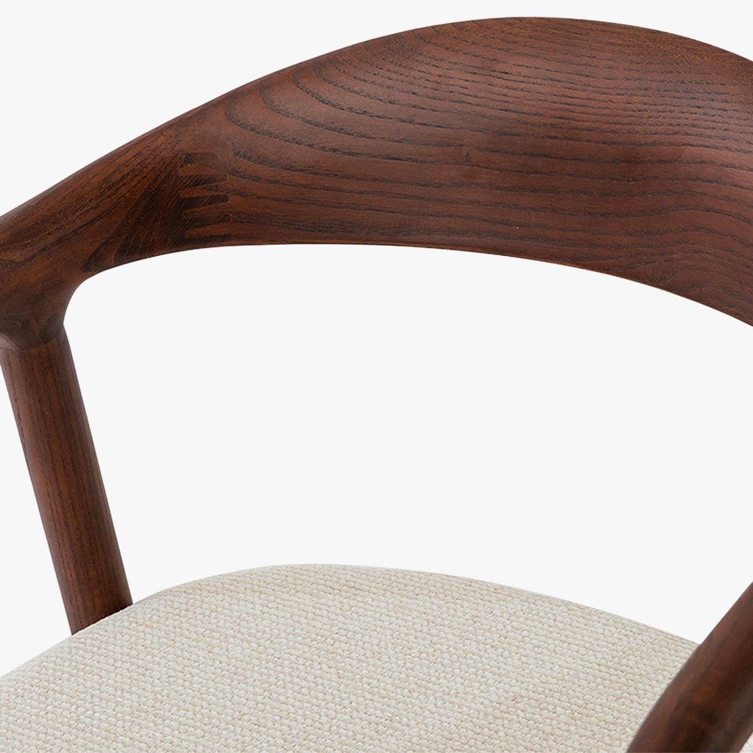 CLAIRE Chaise en tissu beige piètement en bois foncé - Chaise de repas - Mobilier Deco