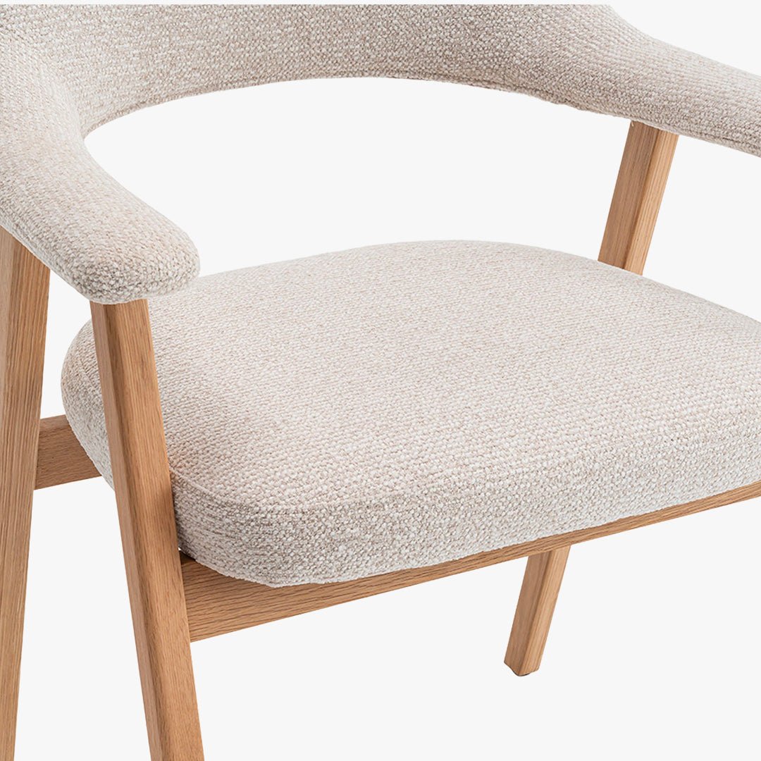 CORALIE Chaise de repas en tissu beige pieds chêne massif clair - Chaise de repas - Mobilier Deco