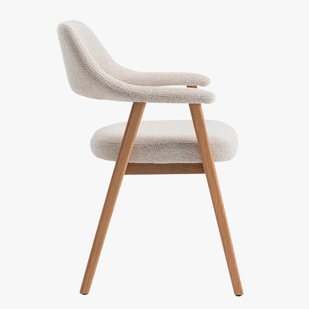 CORALIE Chaise de repas en tissu beige pieds chêne massif clair - Chaise de repas - Mobilier Deco