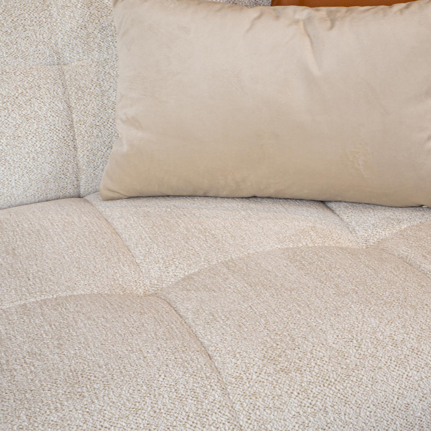 DEYNA Canapé d’angle en tissu capitonné beige - Angle gauche - Canapés d'angle - Mobilier Deco