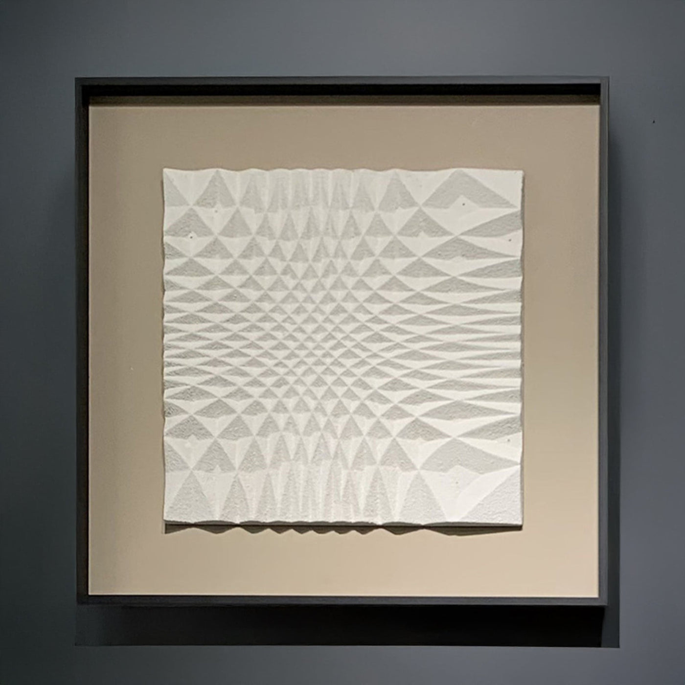 IRANA Tableau peinture à l'huile relief carré cadre aluminium noir - 50x50 cm - Tableaux - Mobilier Deco