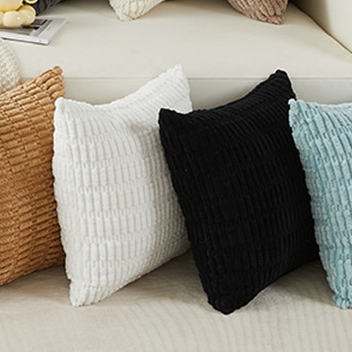 LEYSIA Coussin carré en tissu noir 43x43 cm - Coussins - Mobilier Deco