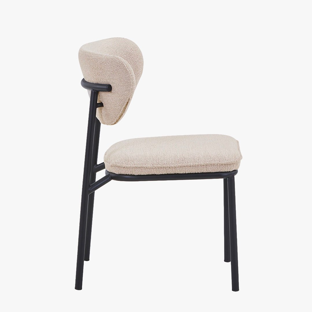 MILA NOIR Lot de 2 chaises en tissu beige piètement en métal noir - Chaise de repas - Mobilier Deco