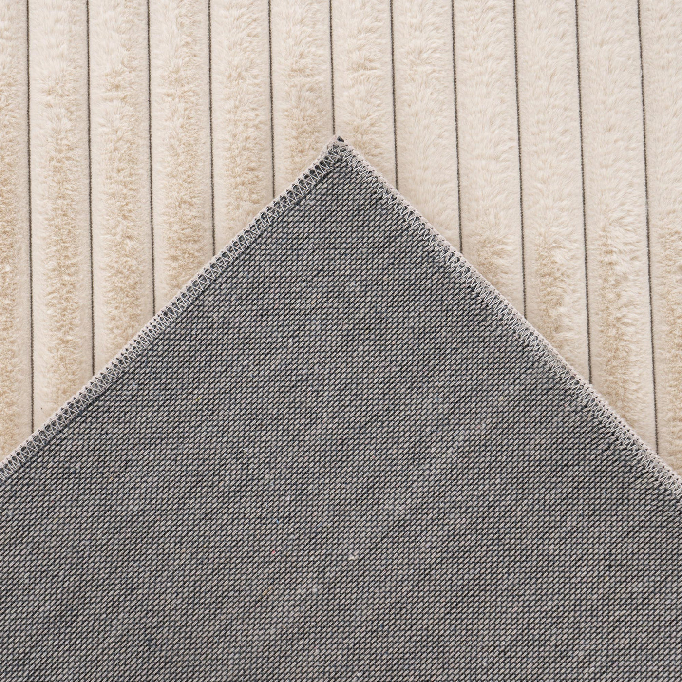 PLUSH Tapis en velours côtelé beige - 160x230 cm - Tapis - Mobilier Deco