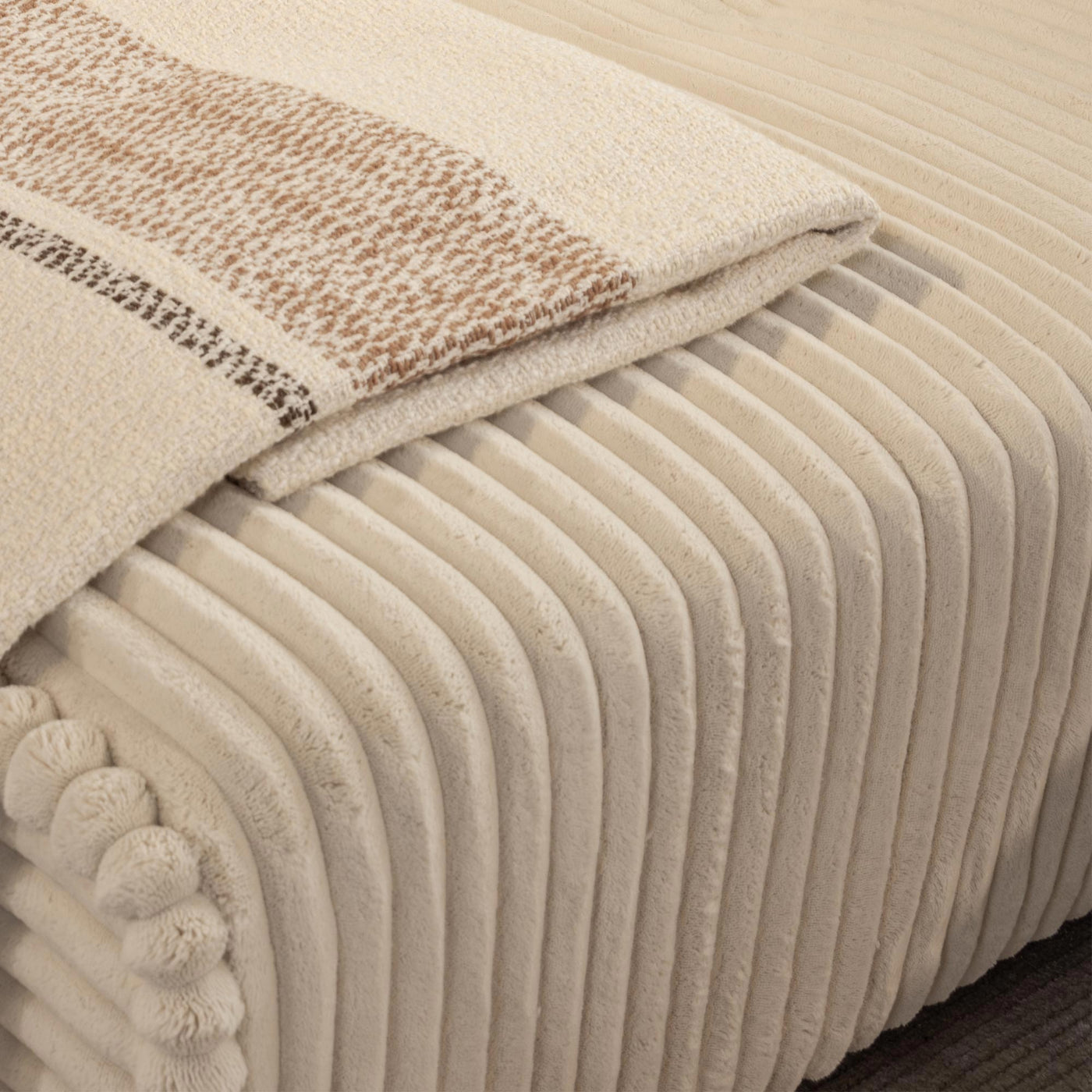 SEYNA Canapé d’angle convertible avec coffre en velours côtelé beige - Angle gauche - Canapé d'angle convertible - Mobilier Deco