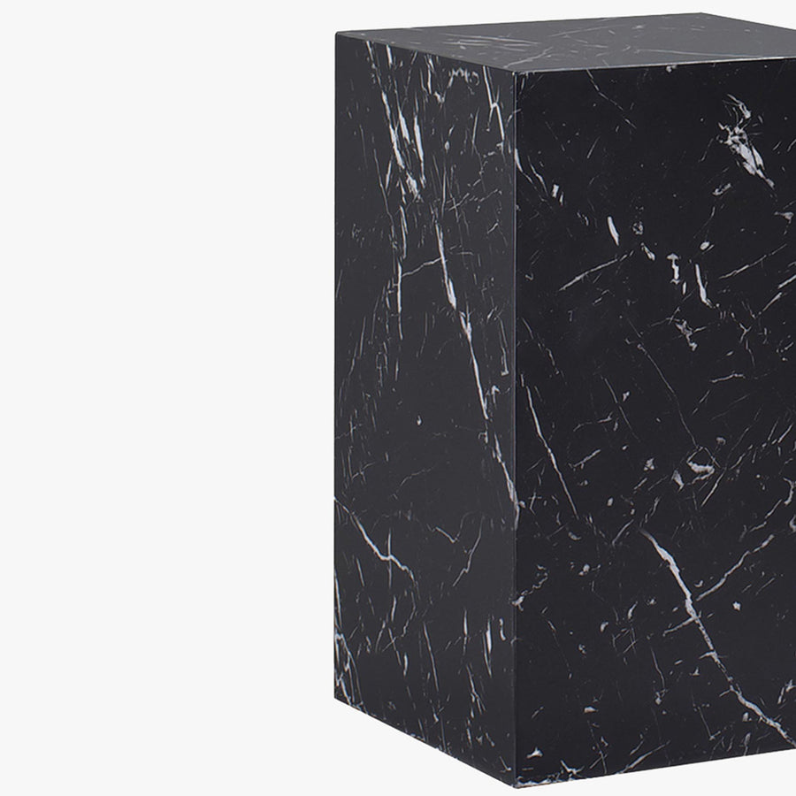 TRESA Table d'appoint marbre d'ingénierie noir — aperçu vidéo