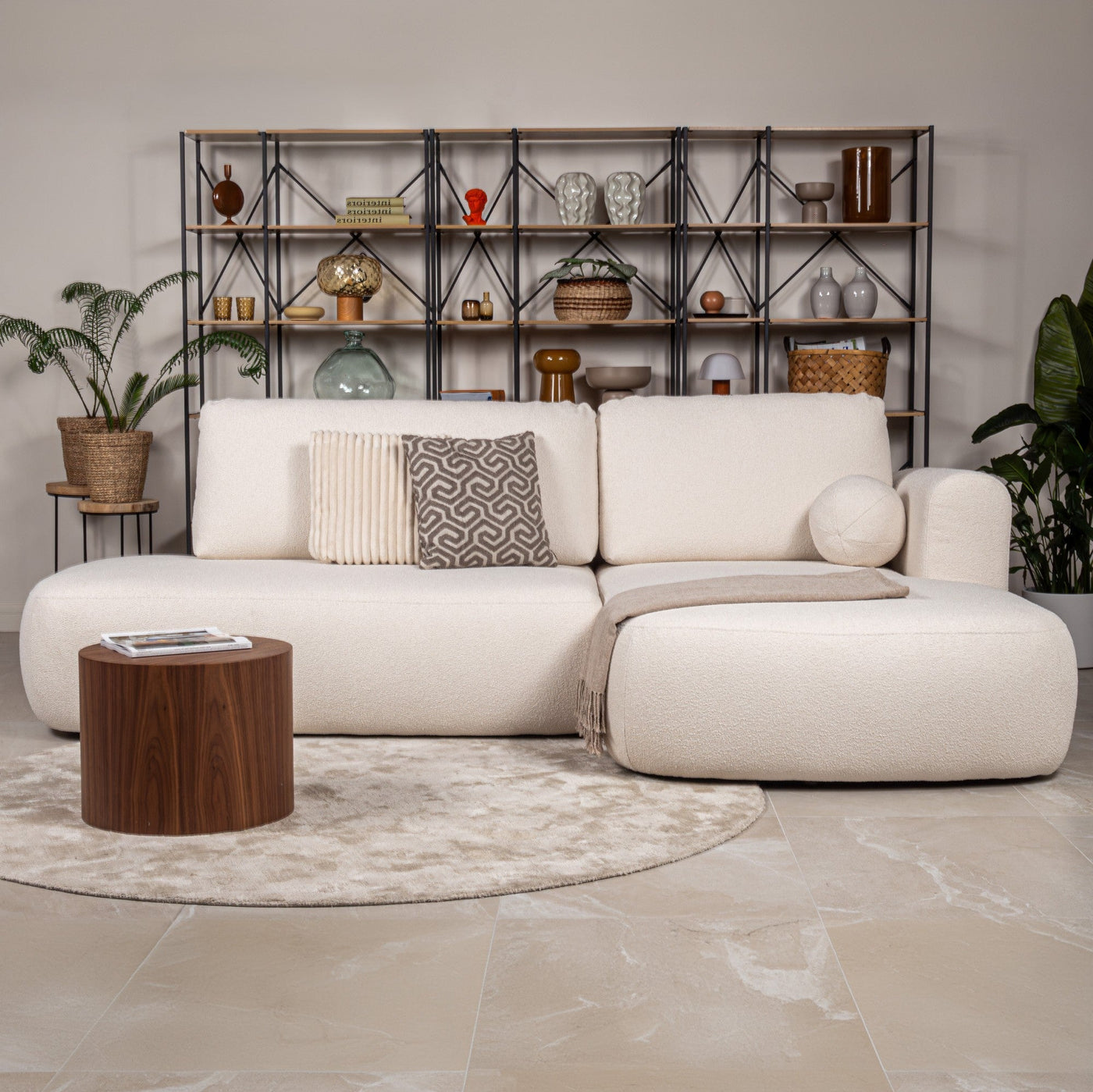 TYLAN Canapé d’angle convertible avec coffre effet peau de mouton écru - Angle droit - Canapé d'angle convertible - Mobilier Deco
