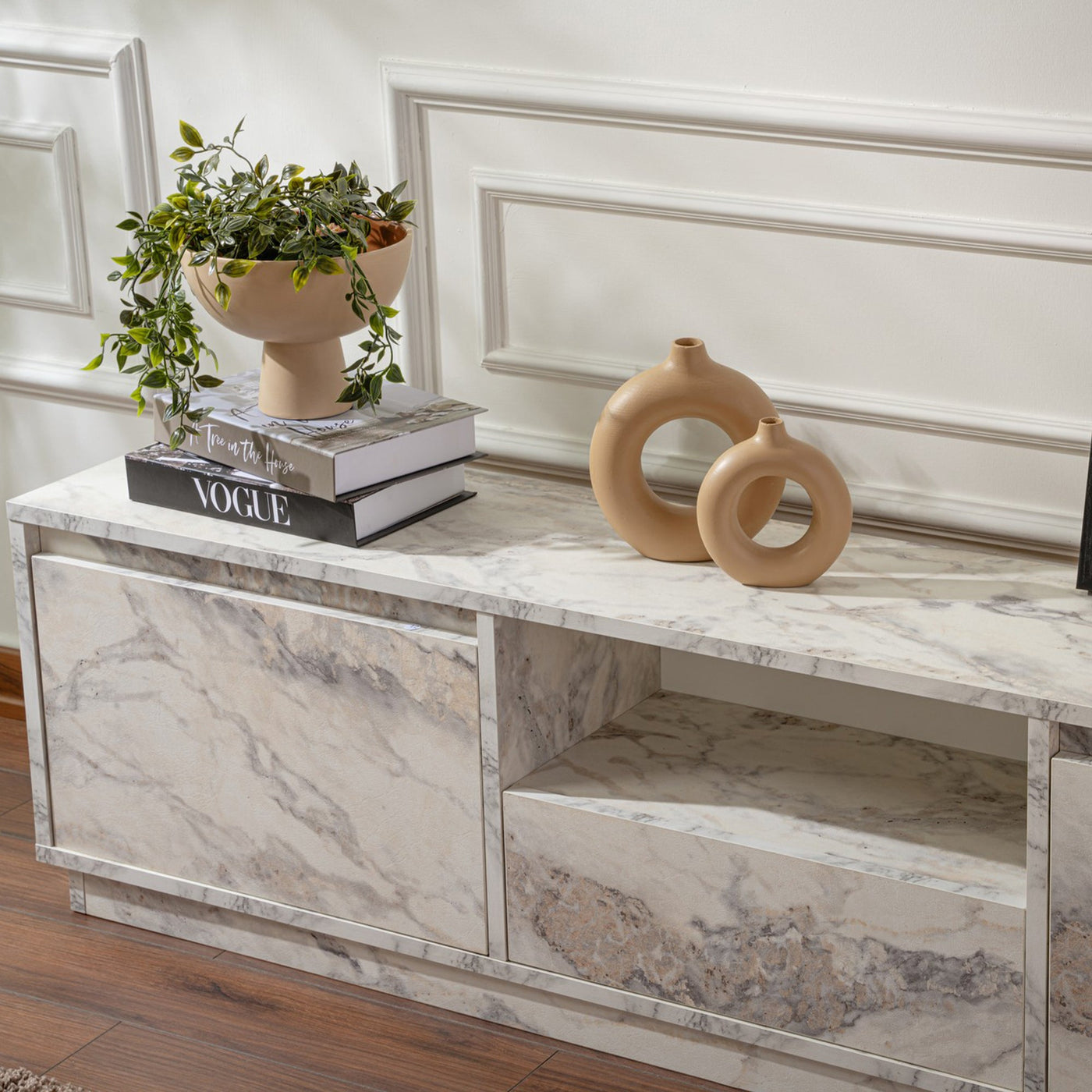 VIANA Meuble TV 3 portes 1 niche couleur marbre blanc et gris - Meuble TV - Mobilier Deco