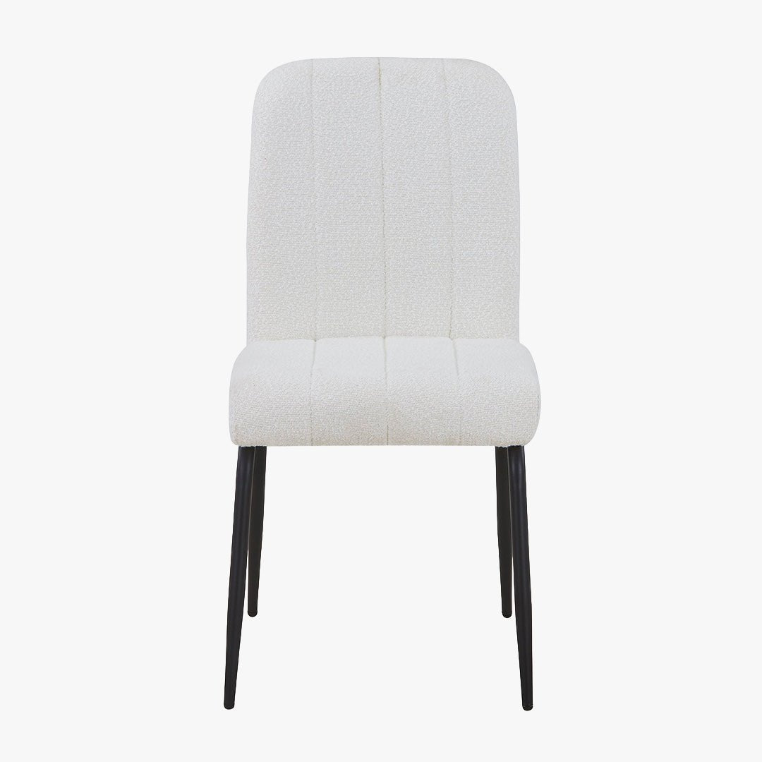 ZERA Lot de 4 chaises en tissu bouclette blanc écru pieds en métal noir - Chaise de repas - Mobilier Deco